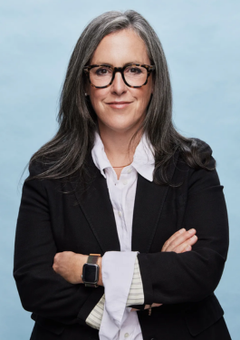Emma Thomas image
