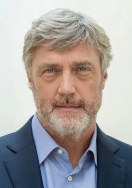Vincent Regan